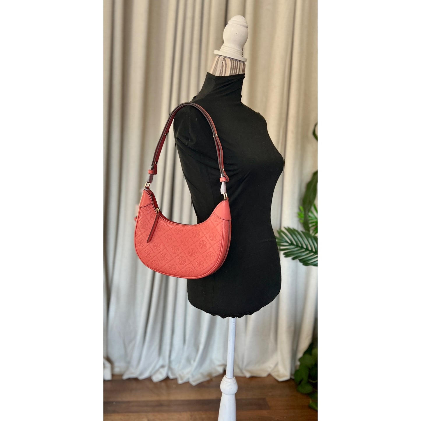 NEW!!! AUTHENTIC TORY BURCH CORAL CRUSH MONOGRAM CRESENT HANDBAG