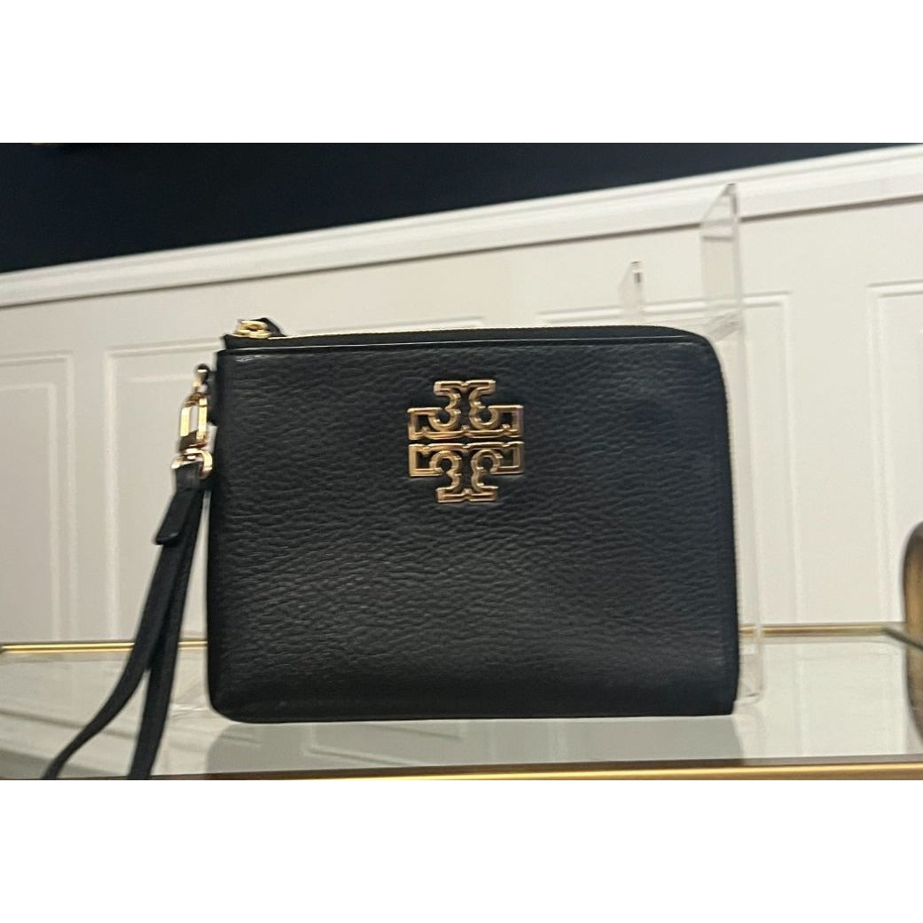 Tory Burch Britten Large Pebbled Leather Zip Pouch Wristlet - Black & Gold