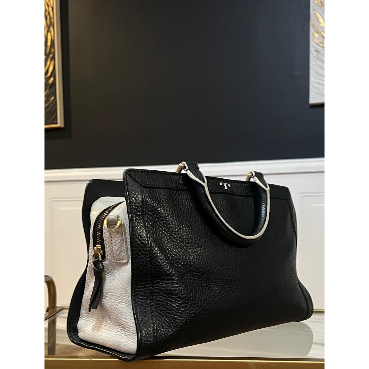 TORY BURCH AUTHENTIC BLACK AND WHITE JESSICA HANDBAG