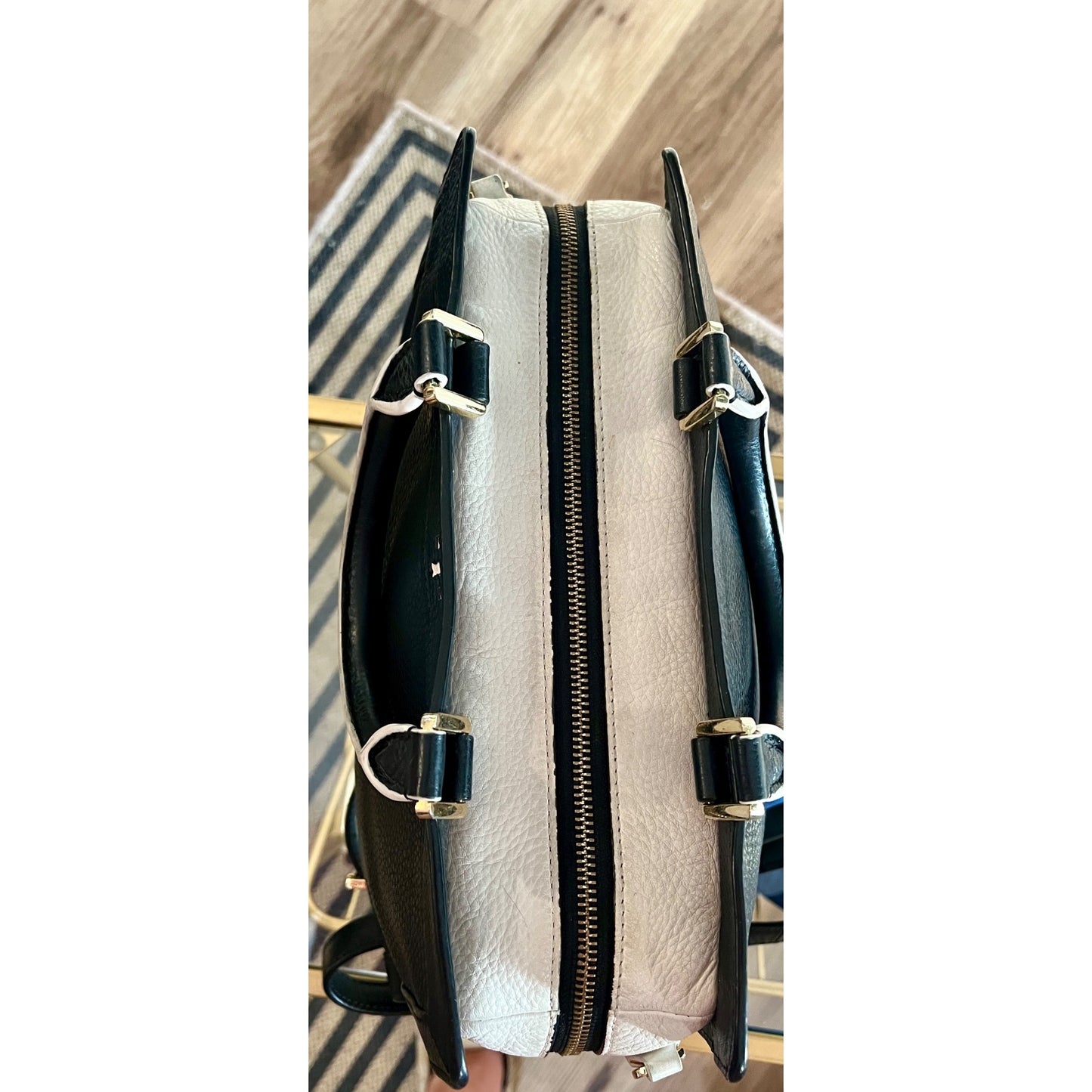 TORY BURCH AUTHENTIC BLACK AND WHITE JESSICA HANDBAG
