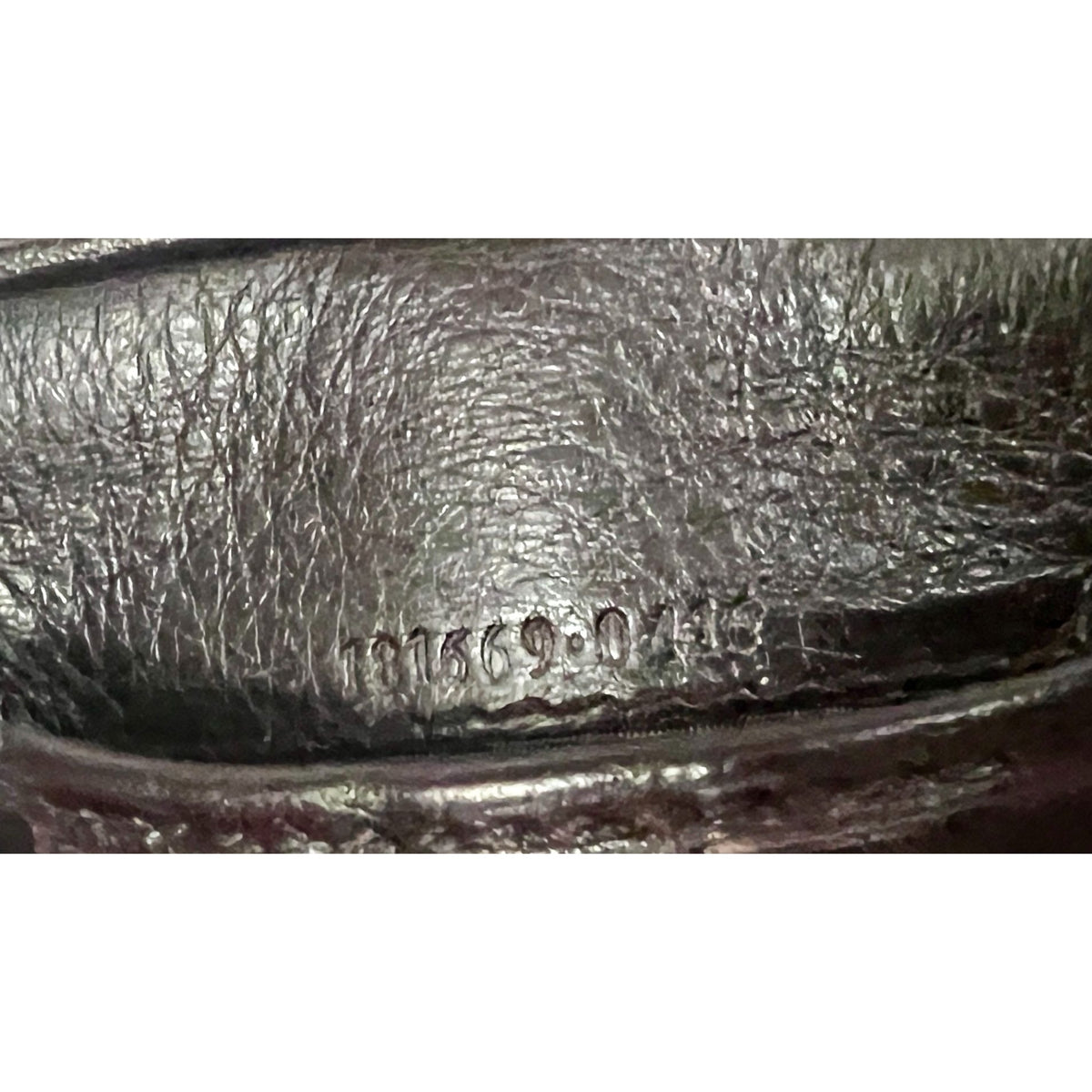 Gucci Guccissima GG Monogram Leather Bifold Wallet - Vintage Black/Gold