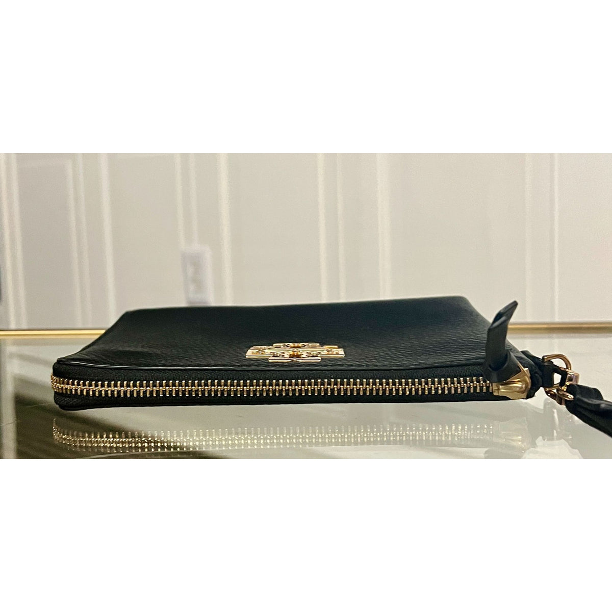 Tory Burch Britten Large Pebbled Leather Zip Pouch Wristlet - Black & Gold