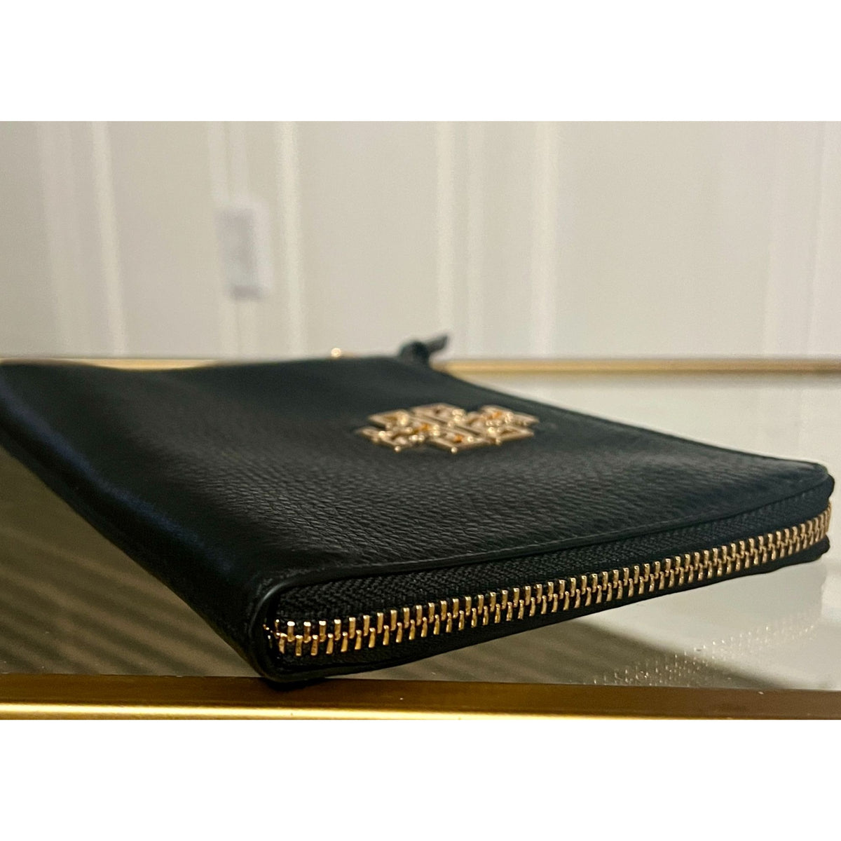 Tory Burch Britten Large Pebbled Leather Zip Pouch Wristlet - Black & Gold