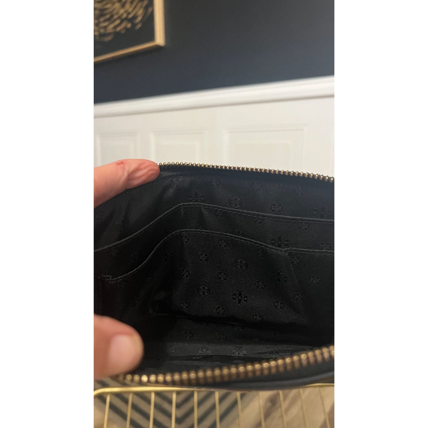 Tory Burch Britten Large Pebbled Leather Zip Pouch Wristlet - Black & Gold