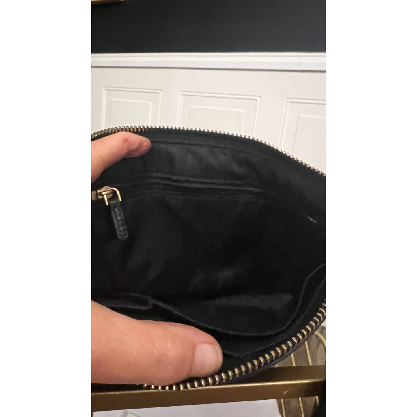 Tory Burch Britten Large Pebbled Leather Zip Pouch Wristlet - Black & Gold