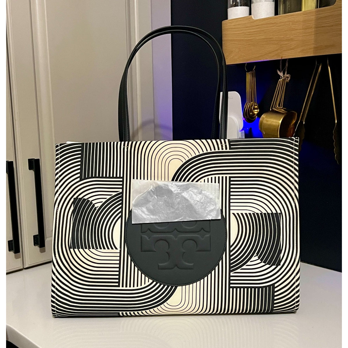 NEW!!!  Beautiful Tory Burch BLACK AND WHITE ELLA TOTE