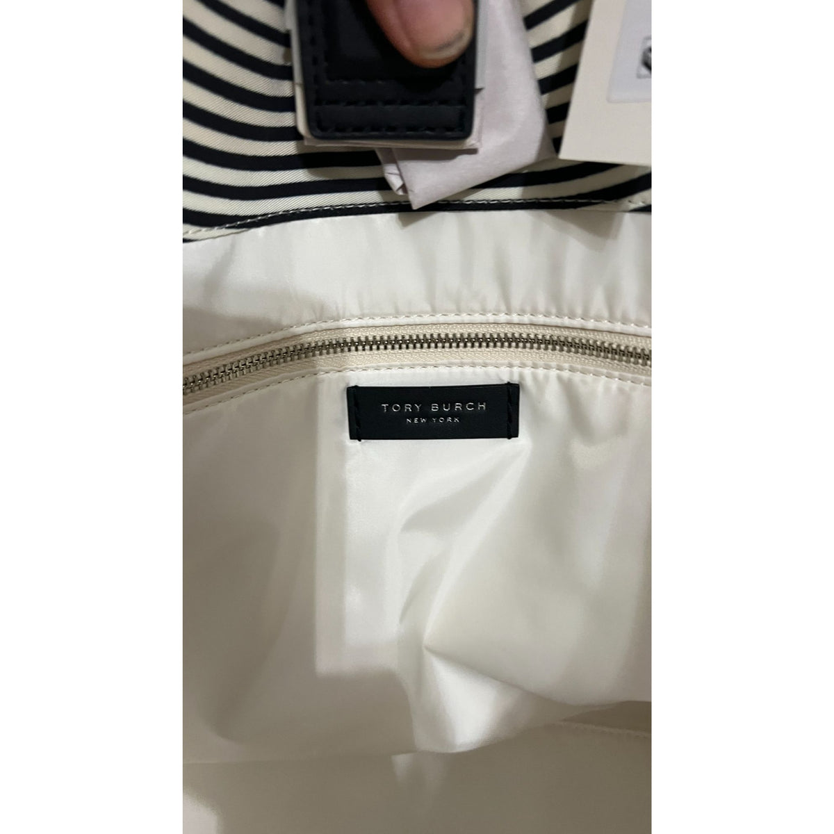 NEW!!!  Beautiful Tory Burch BLACK AND WHITE ELLA TOTE