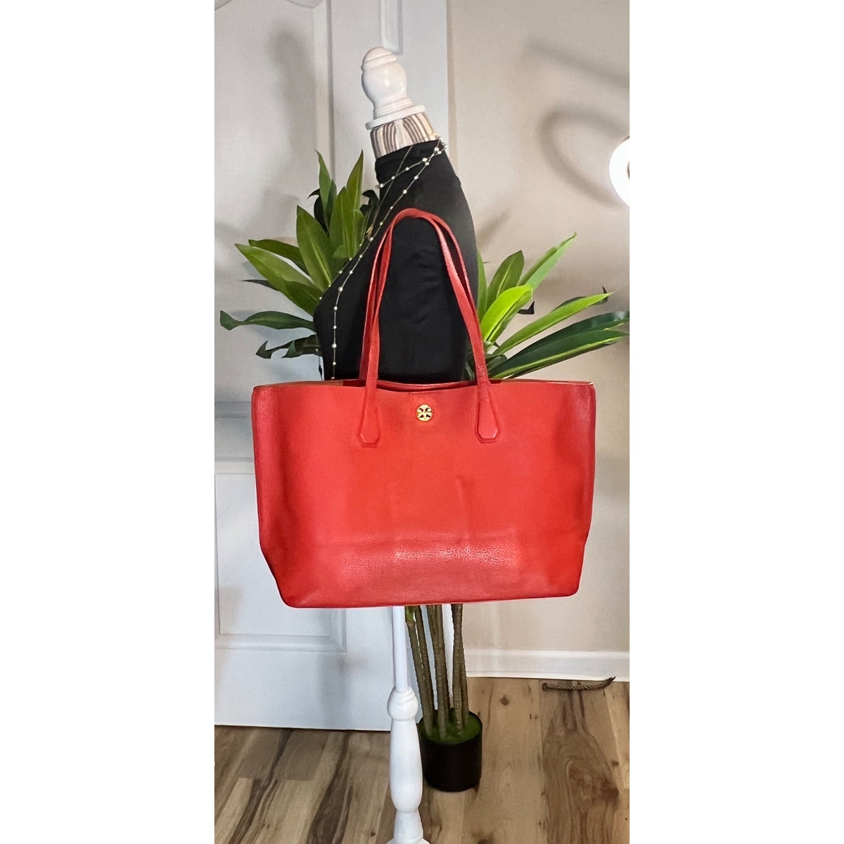 Authentic Tory Burch Orangish Red Robinson Shoulder Bag