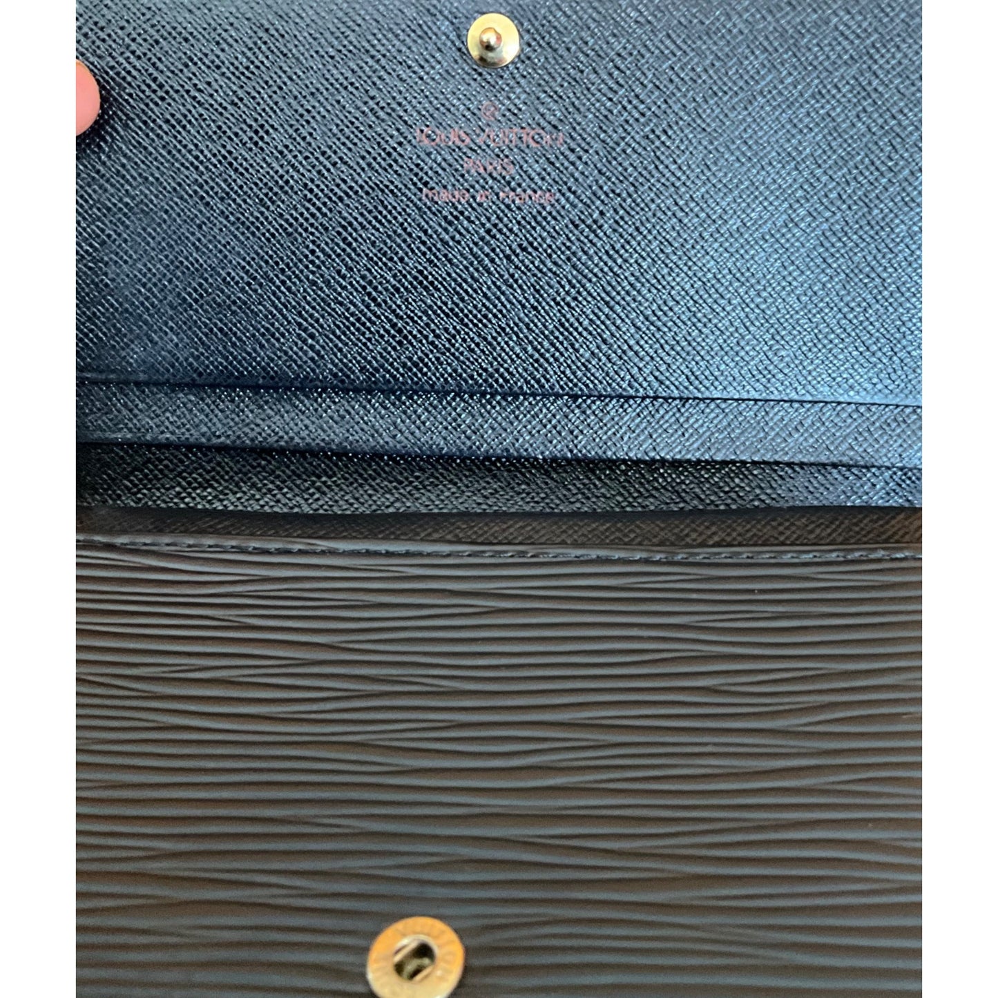 Louis Vuitton Black Epi Leather Wallet Fabulous & Fancy For The Elite