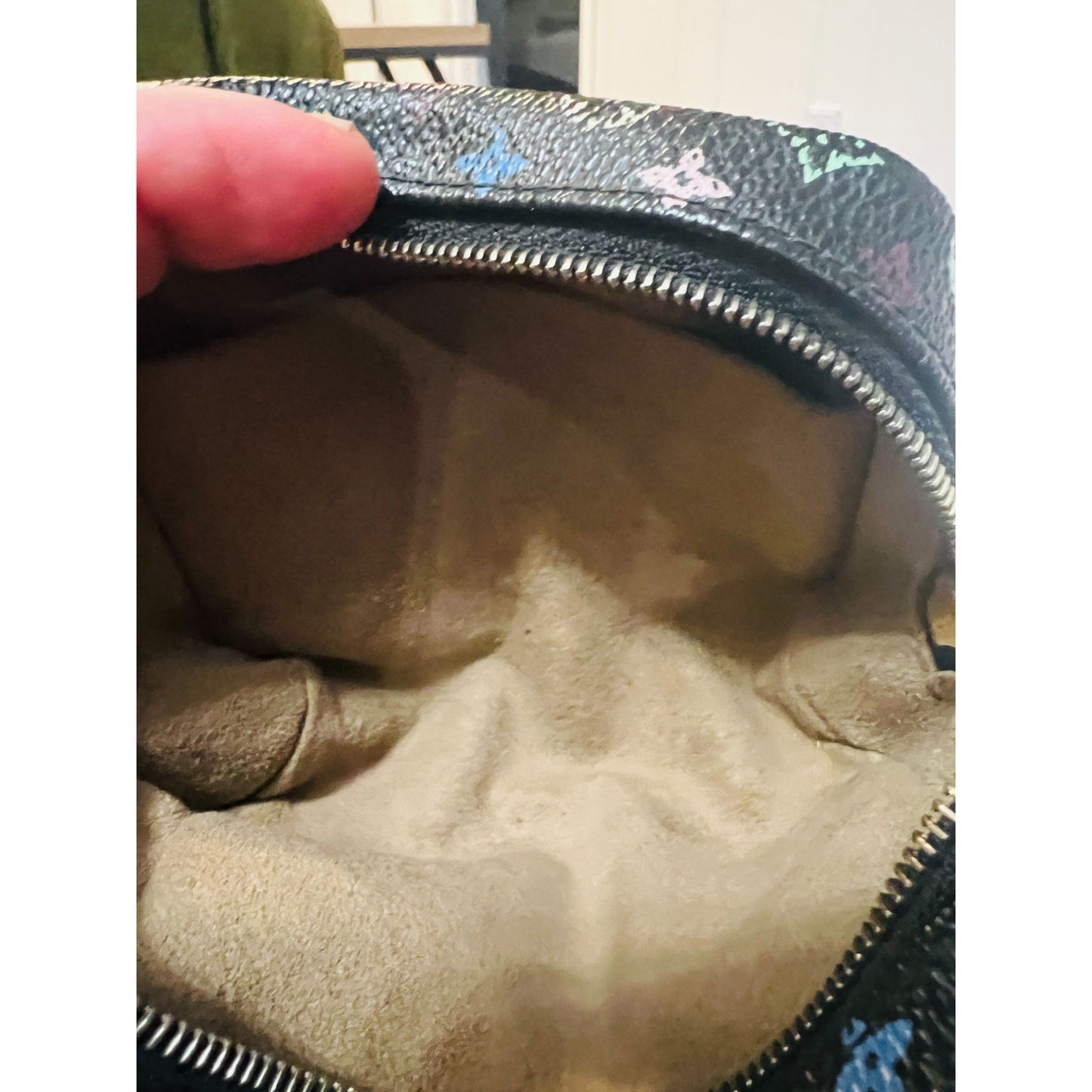 AUTHENTICATED! Louis Vuitton Takashi Murakami Black Multicolor Wapity Case Pouch