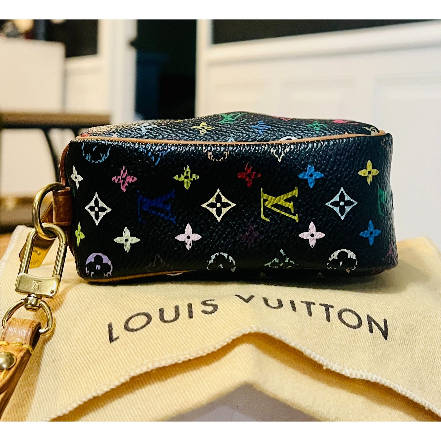 AUTHENTICATED! Louis Vuitton Takashi Murakami Black Multicolor Wapity Case Pouch