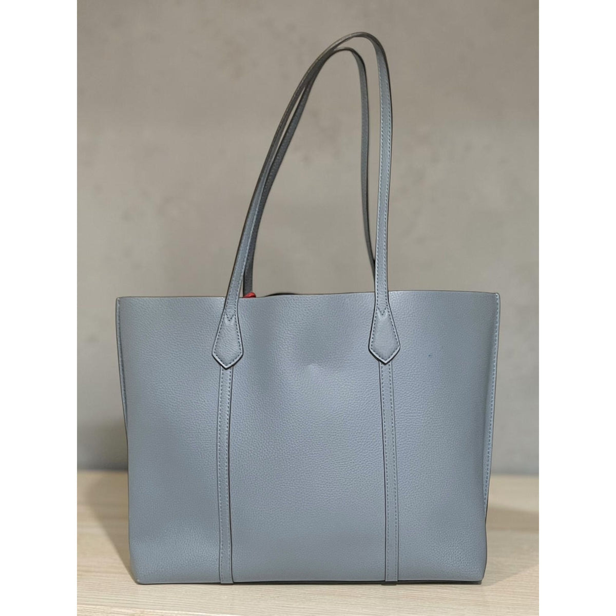 AUTHENTIC TORY BURCH SKY BLUE PERRY SHOULDER BAG  801T133P