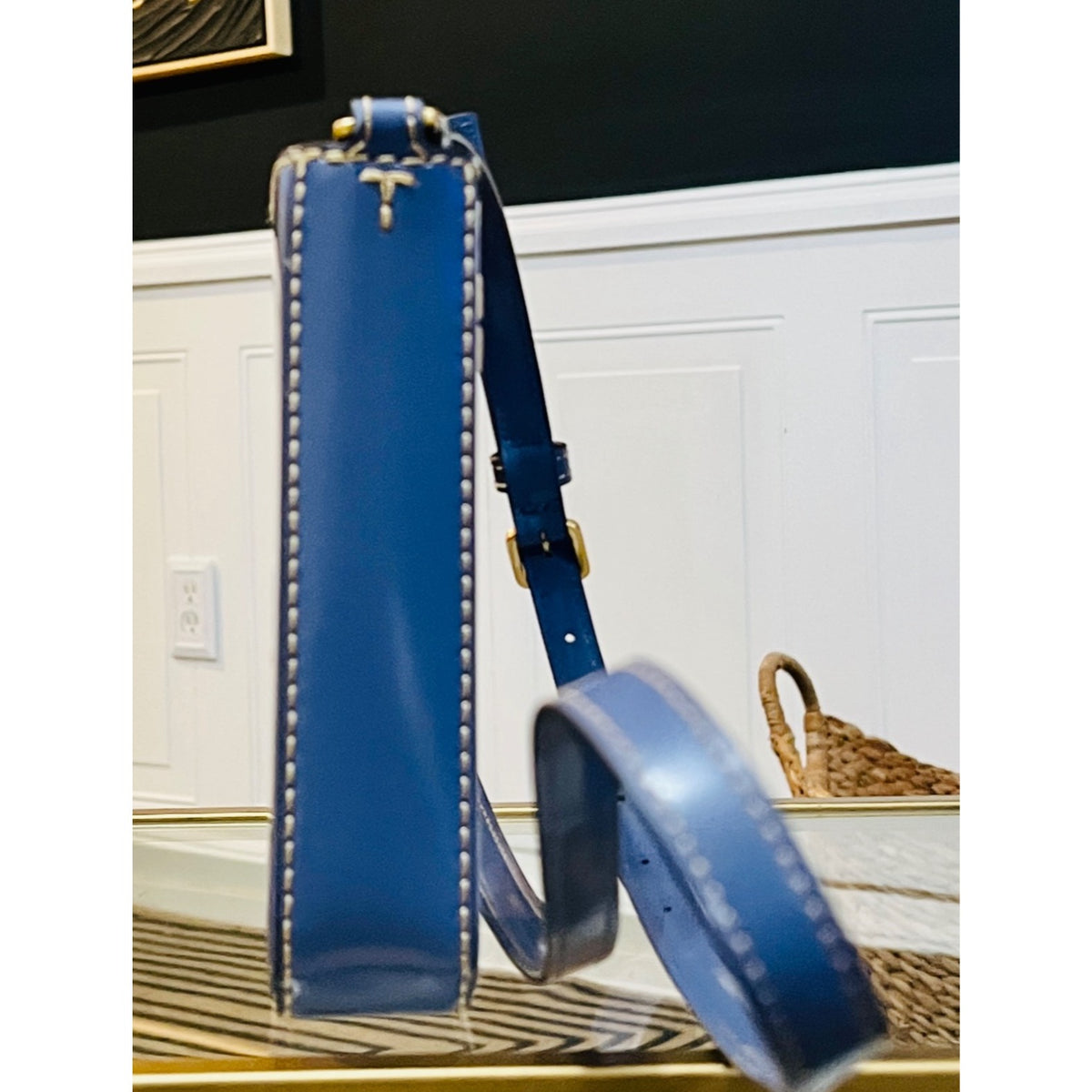Auth Tory Burch Periwinkle Britten Patent Leather Crossbody/Cellphone Bag