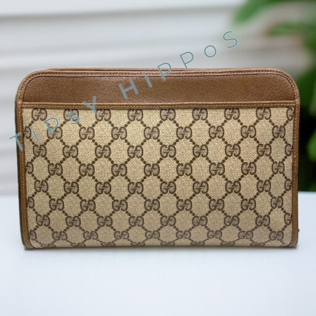 Gucci GG Supreme Monogram Brown Clutch Bag With Leather Trim - 97.01.037